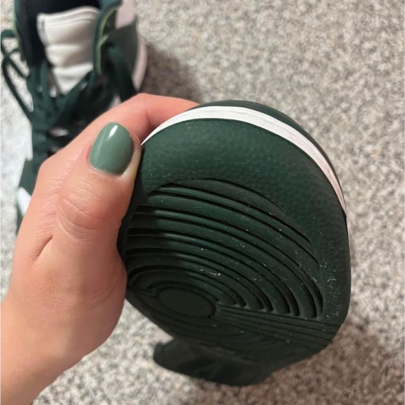 Nike Dunk High Spartan Green - Picture 7 of 10